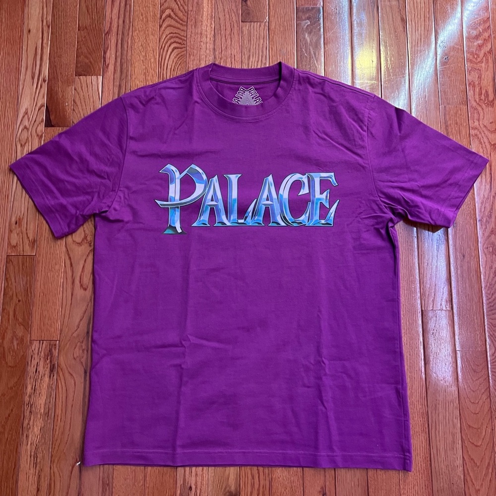 Palace Medieval Mandemi T-shirt
